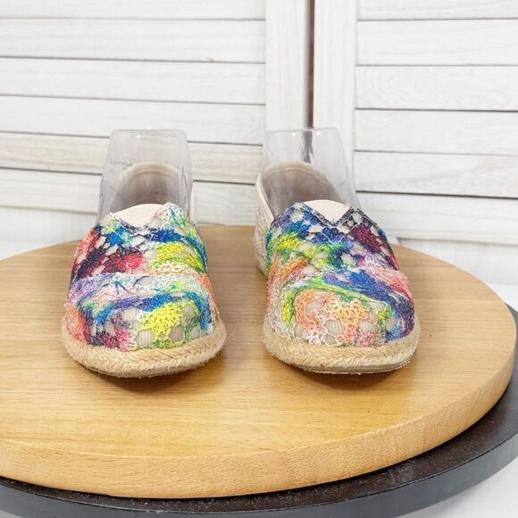 TOMS Multicolor Crochet Espadrilles Flats Slip On Shoes Size 6.5 - Picture 4 of 11